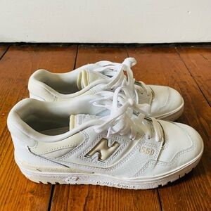 New Balance Women’s 550 shoes